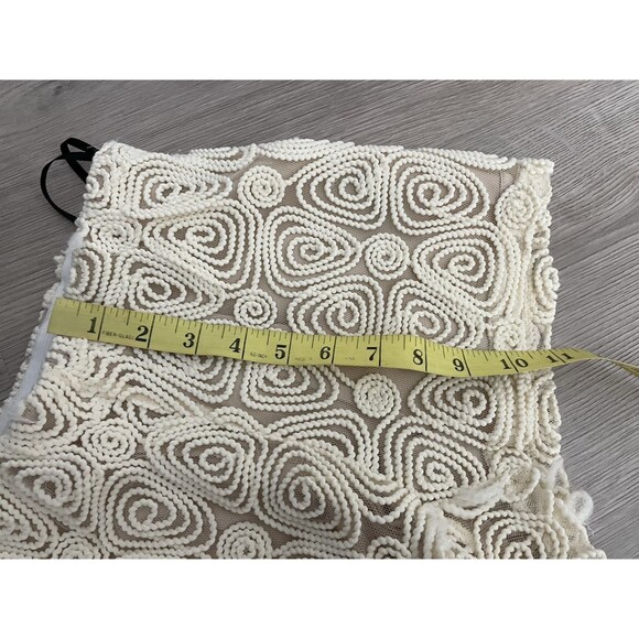 Cream Lace Shorts with mesh underlay size small boho festival romantic - Picture 4 of 6